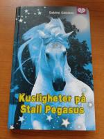 Kusligheter p&aring; Stall Pegasus