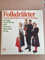 Folkdr&auml;kter och bygdedr&auml;kter fr&aring;n hela Sverige