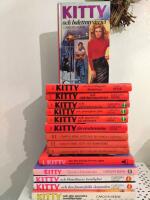 15 st  Kittyb&ouml;cker. Nr 809,809 Kitty och den hemliga grottan. Nr 2303, 2304 Kitty och filmmysteriet. Nr 2328 Kitty och den indiska ringen. Nr 2503 Kitty f&aring;r en utmaning. Nr 2520 Kitty och balettmysteriet. Nr 2528 Kitty och den kidnappade discjockeyn. Nr 2529 Kitty och s&ouml;derhavsmysteriet. Nr 2717 Kitty och mysteriet p&aring; akvariet. Nr 2760 Kitty och telefonmysteriet. Nr 2970 Kitty och det br&auml;nda brevets g&aring;ta. Nr 3015 Kitty och smaragdens g&aring;ta. Kitty och den spanska medaljongen. lill-Kitty ,Tjuven i balettskolan.Kitty och den fasanfulla skepnaden. Kitty och Heartliners hemlighet. 