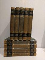 10 stycken Gr&ouml;na biblioteket: Mannen som f&ouml;rlorat sinnet.De tysta m&auml;nnens dal.Smekm&aring;nadsmannen.Mannen med klumpfoteb Lord Strankeigh g&ouml;r sensation.Den farliga leken Under falsk flagg.Den gyllene snaran.Den venetianska nyckeln.Dorit och September.