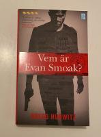 Vem &auml;r Evan Smoak?