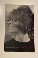 Bortom berg, bortom sl&auml;tter, bortom hav : 30 kvinnliga poeter fr&aring;n 12 l&auml;nder