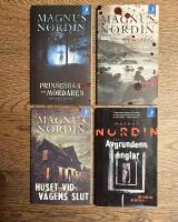 Prinsessan och m&ouml;rdaren, Hems&ouml;kta, Huset vid v&auml;gens slut & Avgrundens &auml;nglar