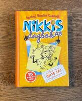 Nikkis dagbok #3 : ber&auml;ttelser om en (inte s&aring;) talangfull popstj&auml;rna