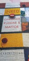 Inred med gardiner, kuddar & mattor