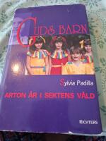 Guds barn : [arton &aring;r i sektens v&aring;ld]