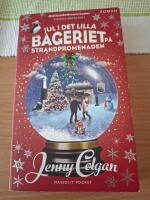 Jul i det lilla bageriet p&aring; strandpromenaden