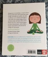 Sitta stilla som en groda : mindfulness f&ouml;r barn 5-12 &aring;r (och deras f&ouml;r&auml;ldrar)