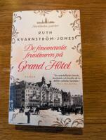 De fenomenala fruntimren p&aring; Grand H&ocirc;tel