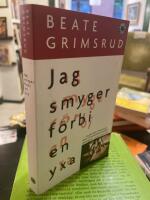 Jag smyger f&ouml;rbi en yxa