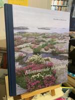 Blommande sk&auml;rg&aring;rd