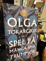 Spel p&aring; m&aring;nga sm&aring; trummor