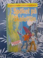 Br&ouml;derna Hardy - Sp&ouml;ket p&aring; skelett&ouml;n (Nr:1609-1610)