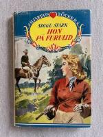 Hon p&aring; Furulid