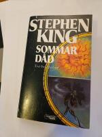 Sommard&aring;d : tv&aring; ber&auml;ttelser