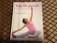 Yoga f&ouml;r gravida : och nyblivna mammor