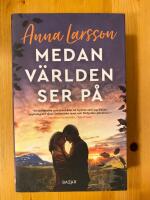 Medan v&auml;rlden ser p&aring;