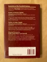 The Welfare State - The selected essays of Assar Lindbeck (in English)