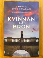 Kvinnan p&aring; bron