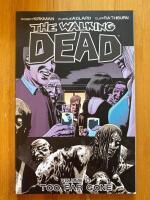 The Walking Dead 13 Too Far Gone (in English)