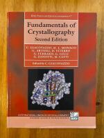 Fundamentals of Crystallography 2nd Edition (in English) - med med interaktiv CD