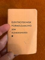 Elektroteknisk formelsamling som pl&aring;nboksinl&auml;gg