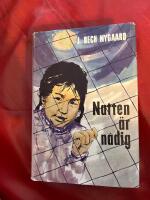  Natten &auml;r n&aring;dig