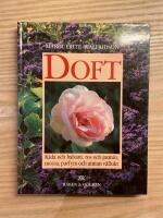 Doft : k&aring;da och balsam, ros och jasmin, mossa, parfym och annan v&auml;llukt