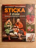 Sticka och virka : vackra sjalar, m&ouml;ssor, sockor och vantar