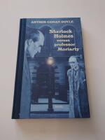Sherlock Holmes versus professor Moriarty