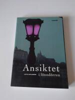 Ansiktet i l&ouml;nnd&ouml;rren