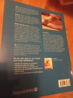 Sk&auml;m bort din hund : behandlingar fr&aring;n nos till svans