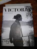 Victoria : drottning med tiden