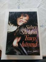 Tracys h&auml;mnd : roman