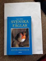 Svenska f&aring;glar - en f&auml;lthandbok