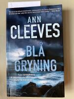 Bl&aring; gryning 