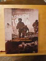 Arnhem 1944 - Slaget om Holland Del 1: Pansar och fallsk&auml;rmsj&auml;gare