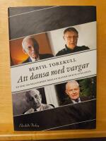 Att dansa med vargar : en bok om relationen mellan slaven och slav&auml;garen