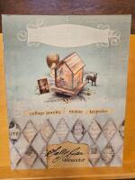 Pretty Little Things - collage jewelry, trinkets & keepsakes