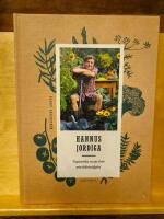 Hannus jordiga : vegetariska recept fr&aring;n min k&ouml;kstr&auml;dg&aring;rd