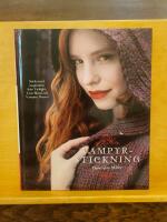 Vampyrstickning : sticka med inspiration fr&aring;n Twilight, True Blood och Vamp