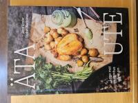 &Auml;ta ute laga mat utomhus &aring;ret om