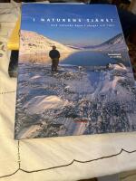 I naturens tj&auml;nst : med vakande &ouml;gon i skogar och fj&auml;ll