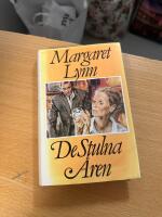 De stulna &aring;ren : roman