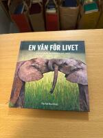 En v&auml;n f&ouml;r livet : k&auml;rleksfulla ber&auml;ttelser och citat