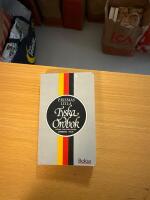 Prismas lilla tyska ordbok : [svensk-tysk, tysk-svensk] : [grammatik, parl&ouml;r]