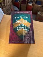 Sv&auml;rdet och spiran