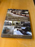 Making model buildings for garden railways