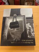 Och tiden blir ett f&ouml;runderligt ting : fotografier av m&auml;nniskor och landskap