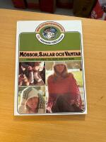 M&ouml;ssor, sjalar och vantar : stickat och virkat till herr, dam och barn